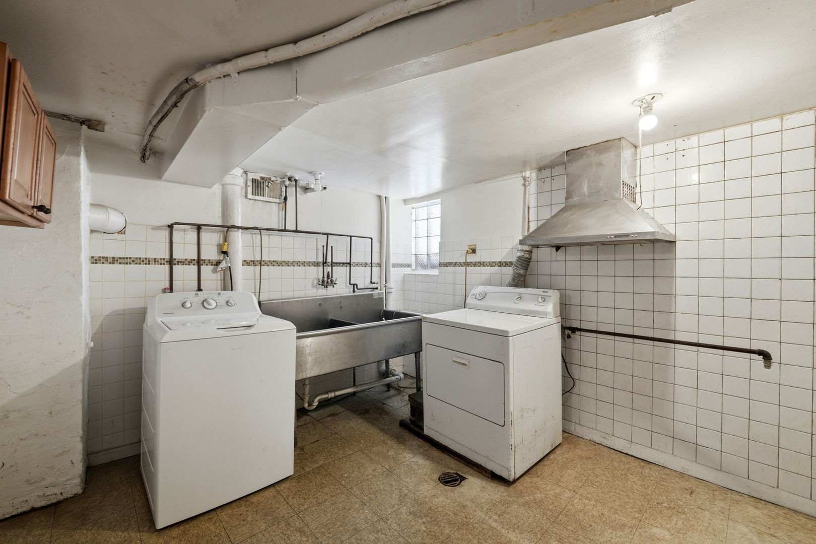Gallery Image 19