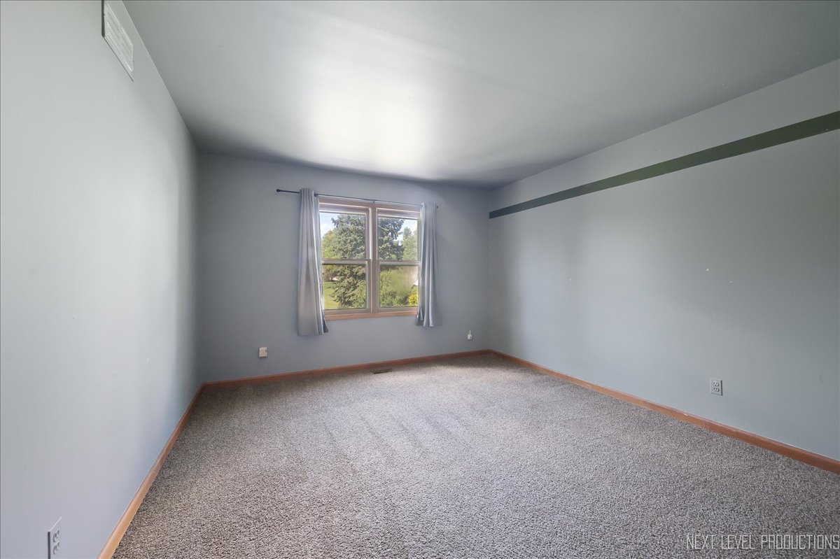 Gallery Image 18