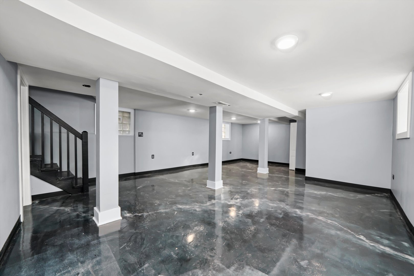 Gallery Image 25