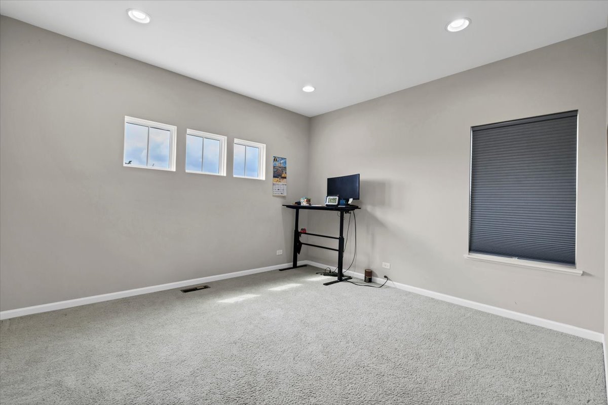 Gallery Image 19