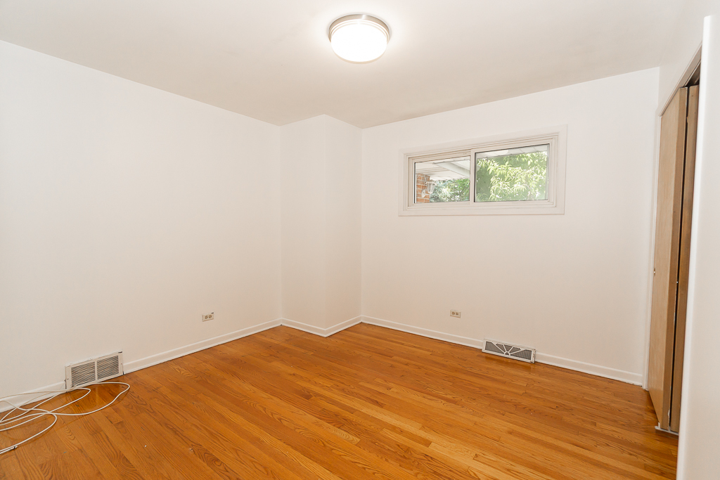 Gallery Image 16