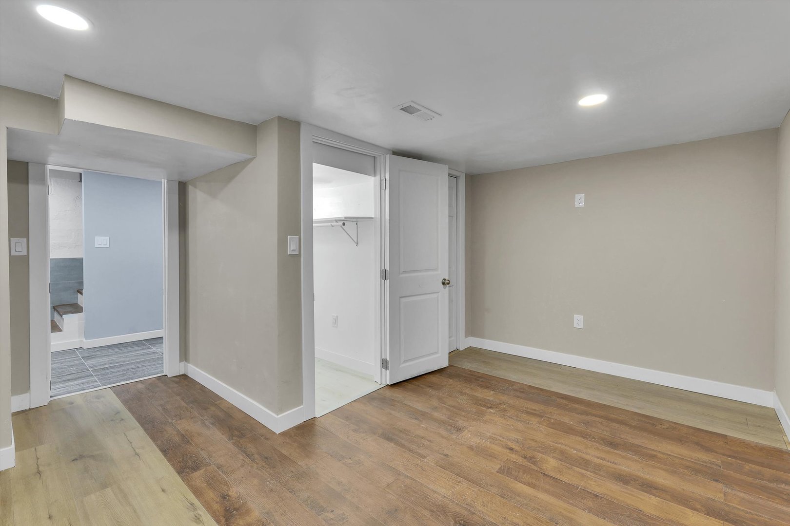Gallery Image 18