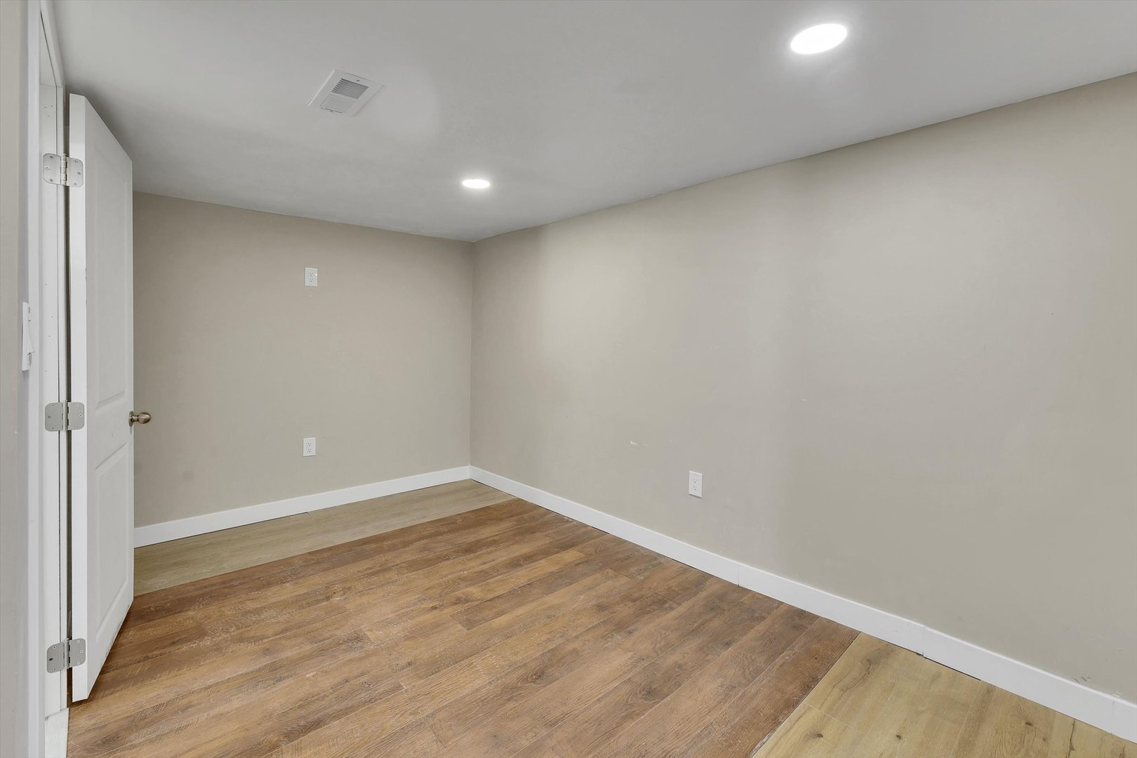 Gallery Image 19