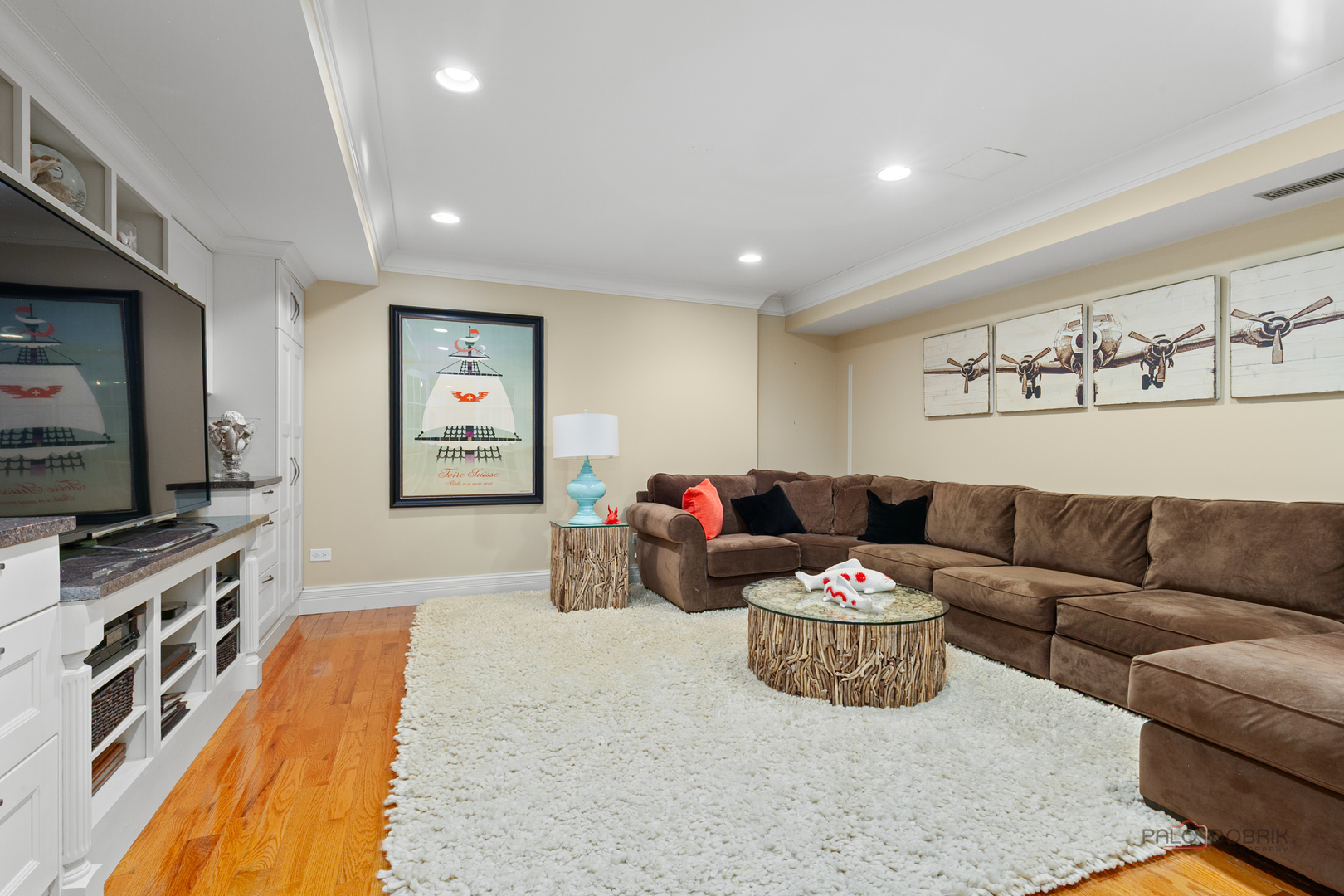 Gallery Image 52