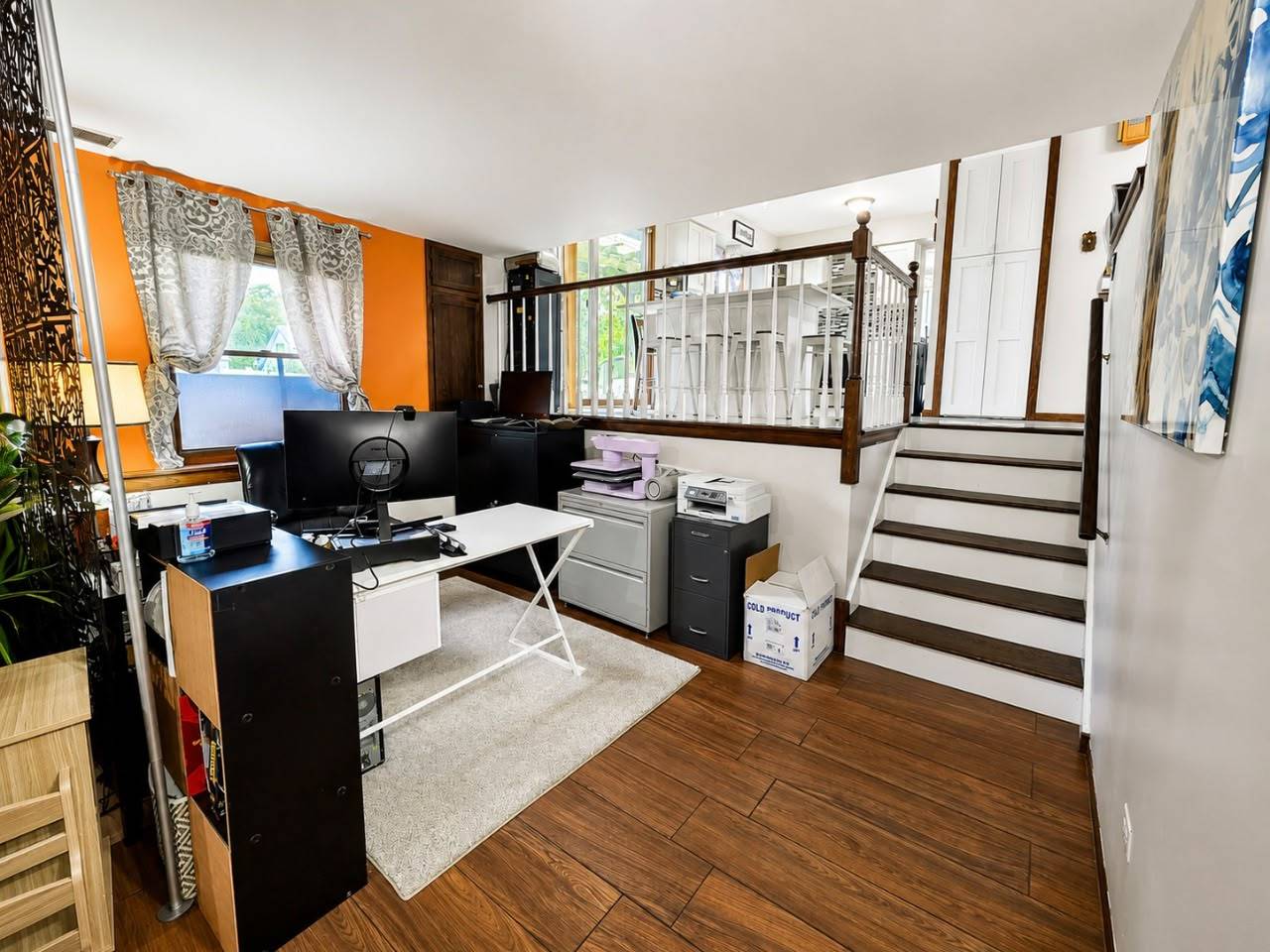 Gallery Image 13