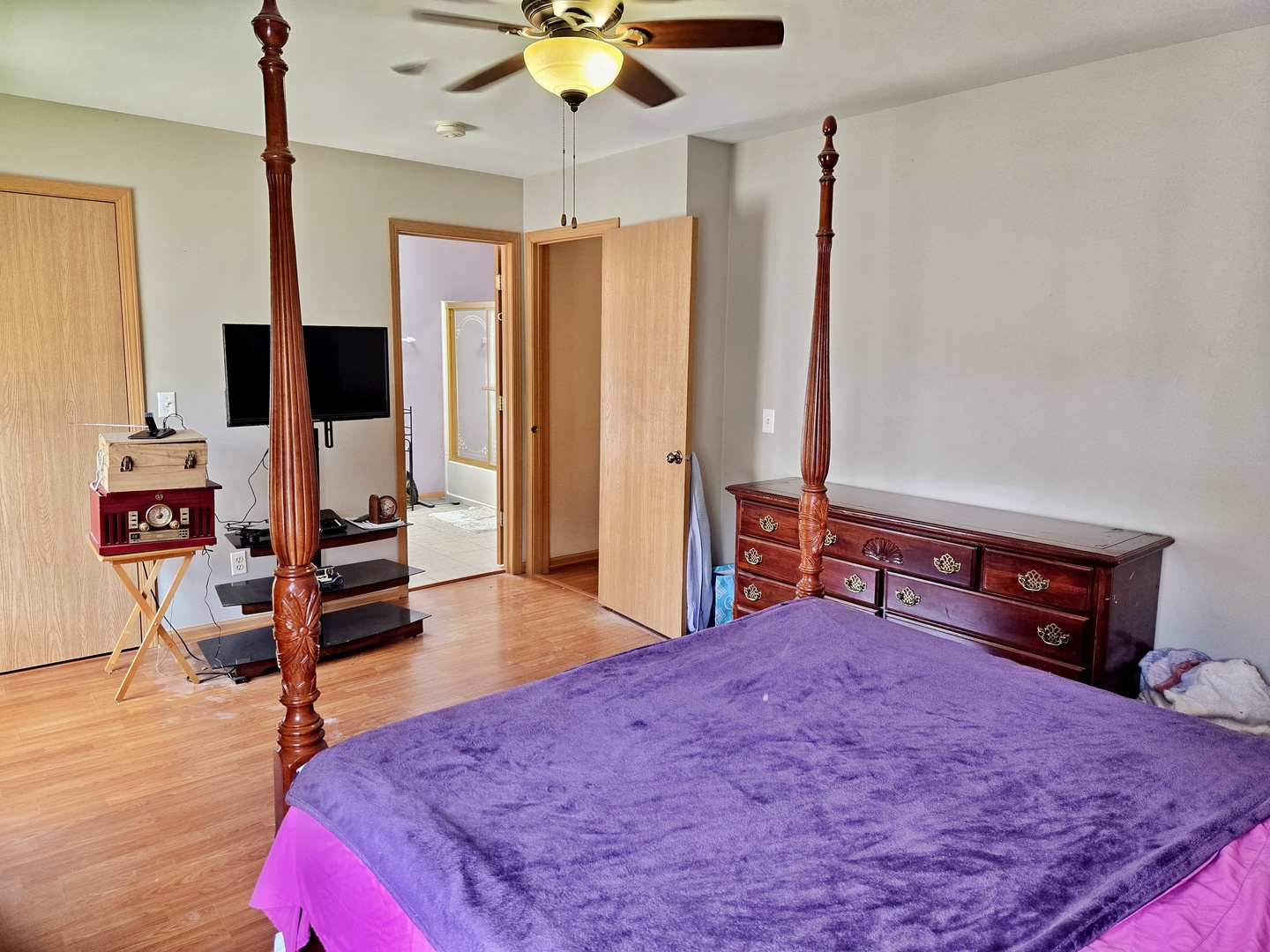 Gallery Image 15