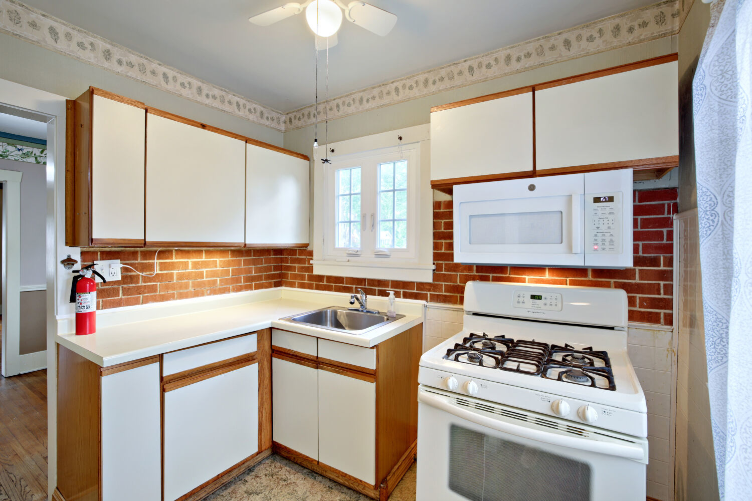 Gallery Image 5