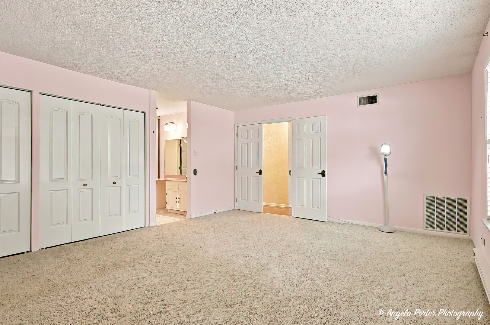 Gallery Image 19
