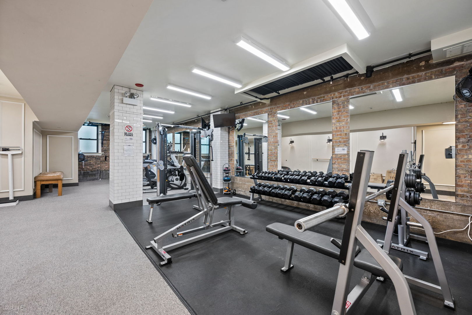 Gallery Image 14