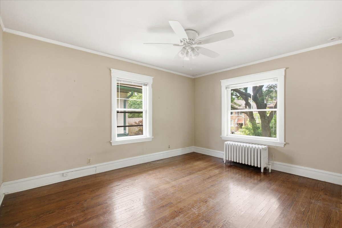 Gallery Image 19