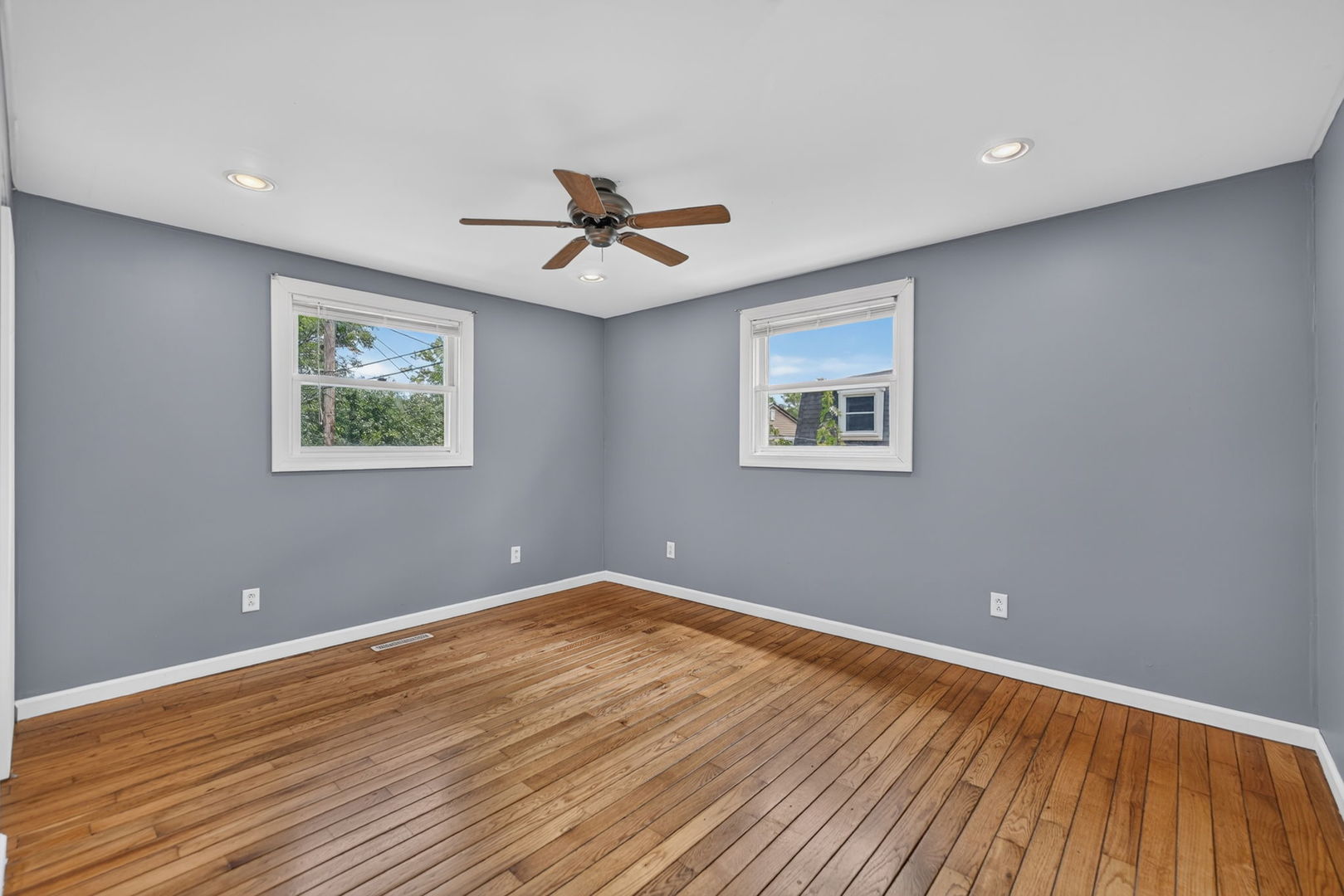 Gallery Image 13