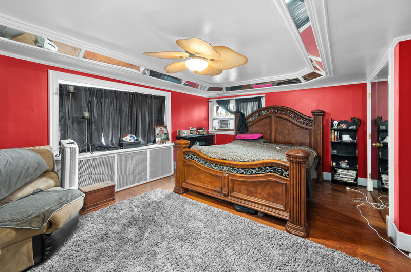 Gallery Image 38