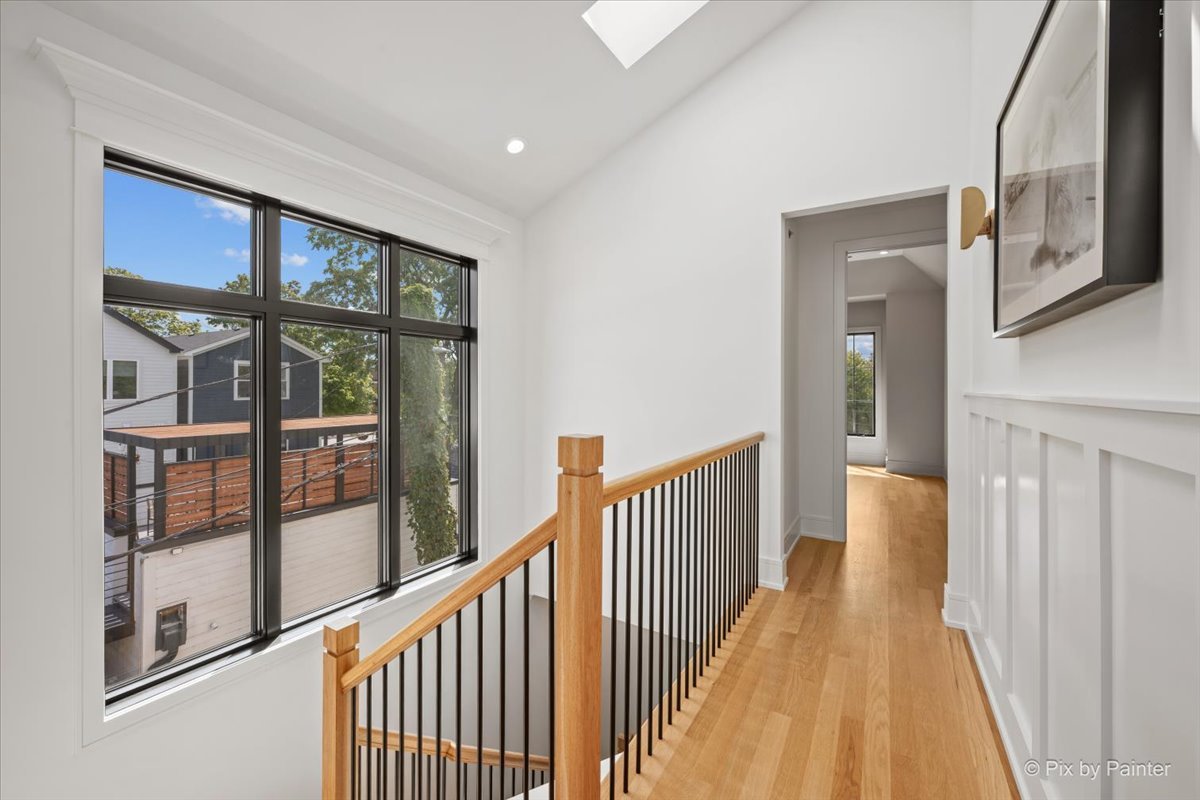 Gallery Image 19