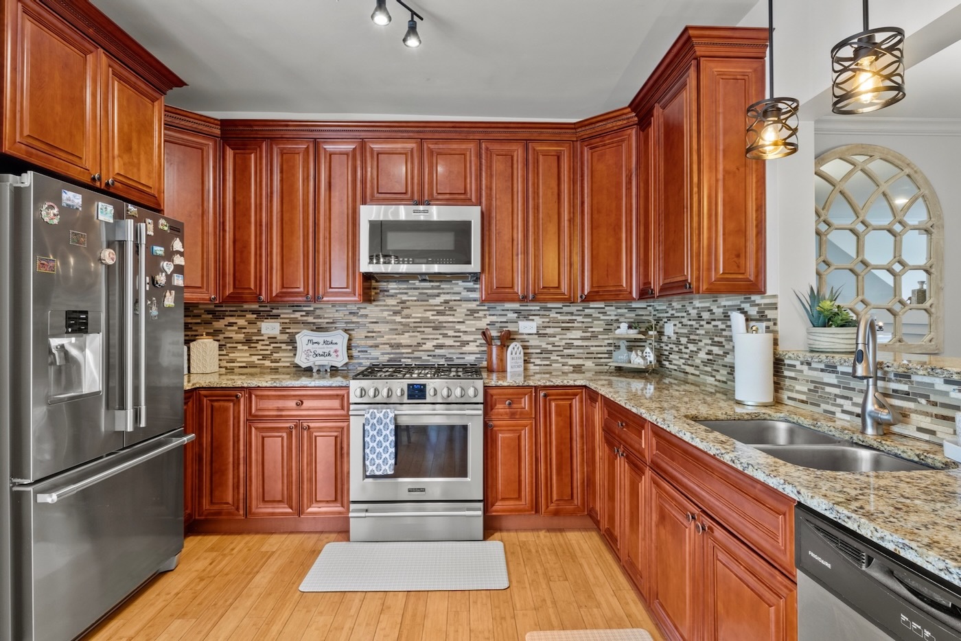 Gallery Image 13
