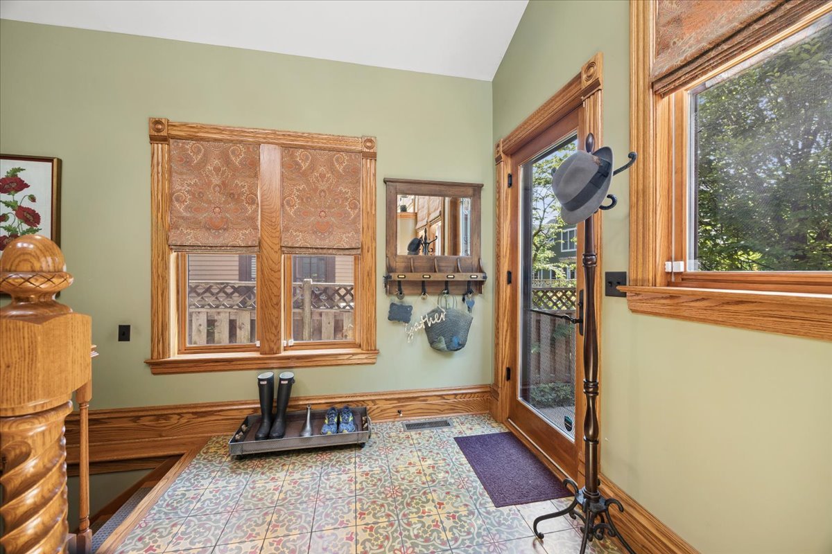 Gallery Image 19