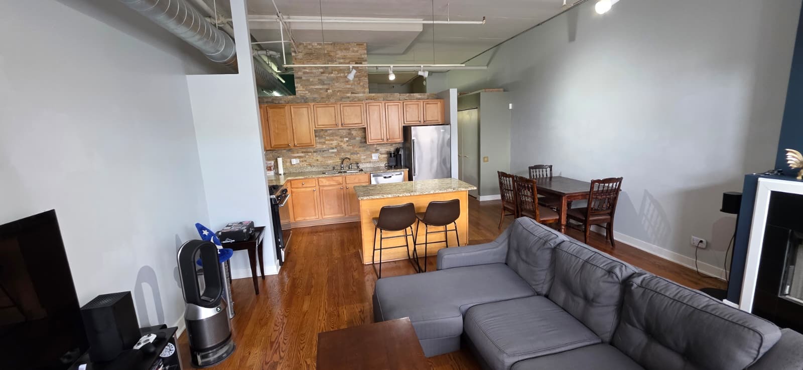 Gallery Image 13