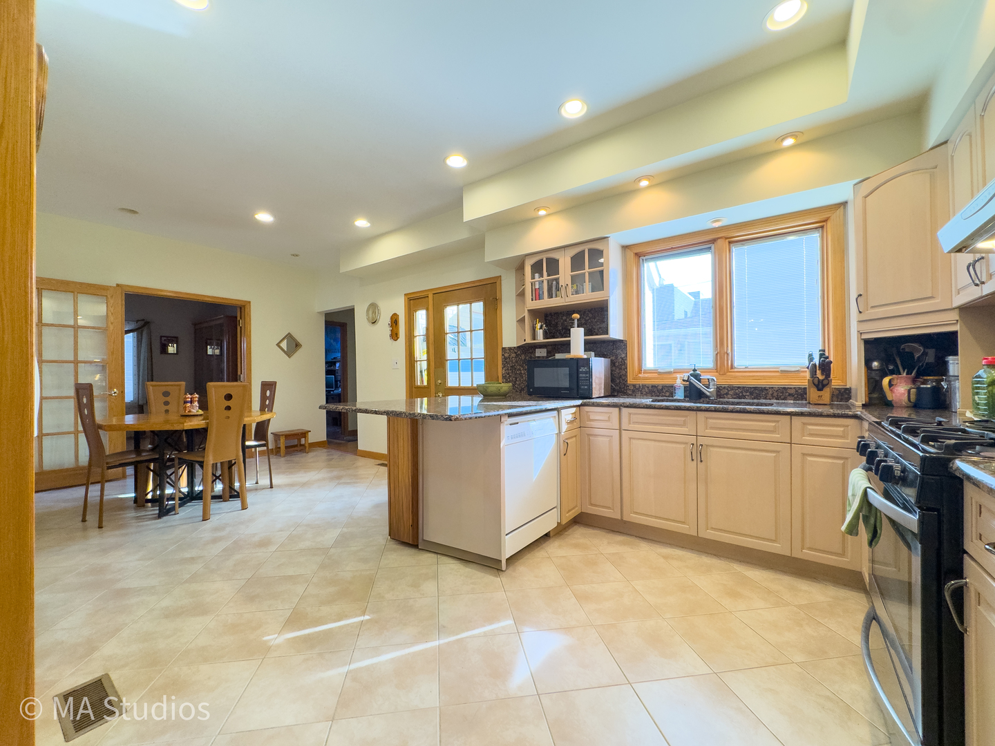 Gallery Image 17