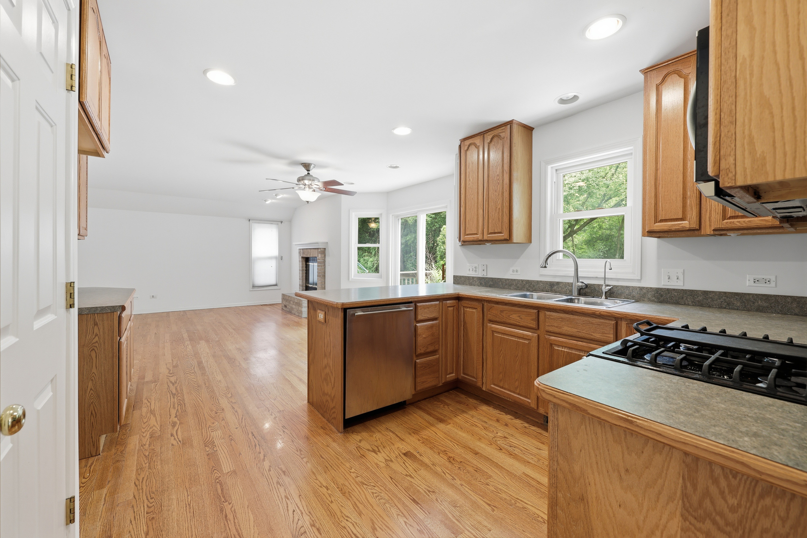 Gallery Image 9