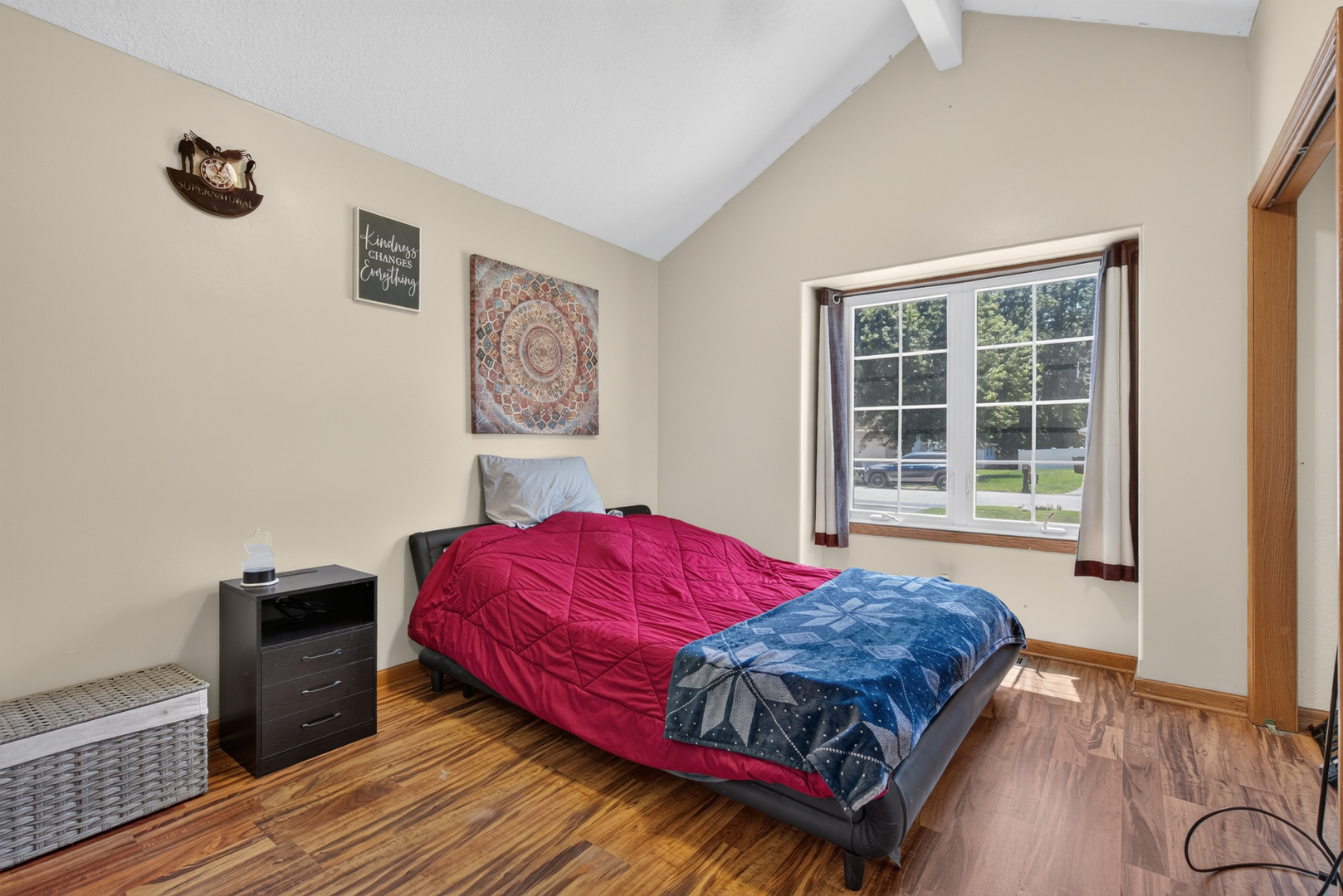 Gallery Image 13