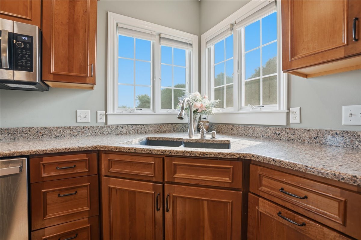 Gallery Image 14