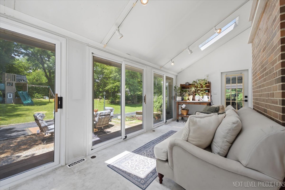 Gallery Image 19