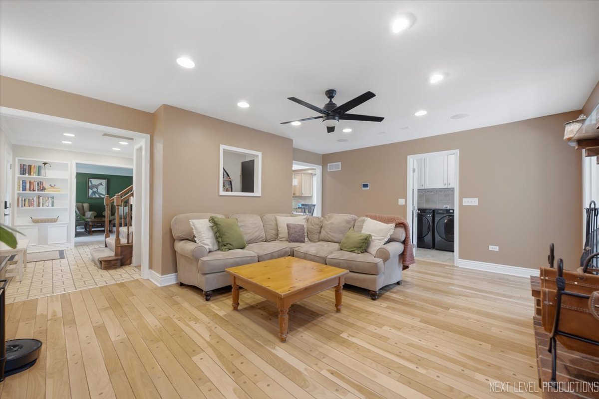 Gallery Image 15