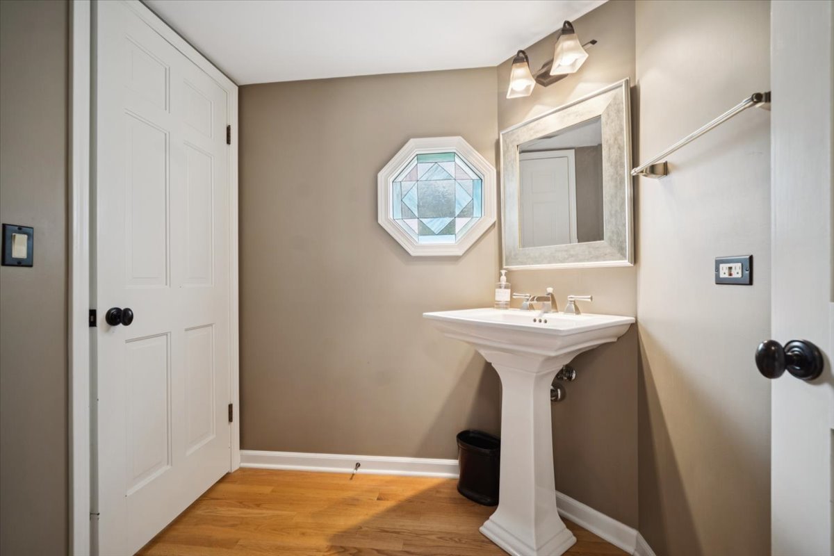 Gallery Image 12
