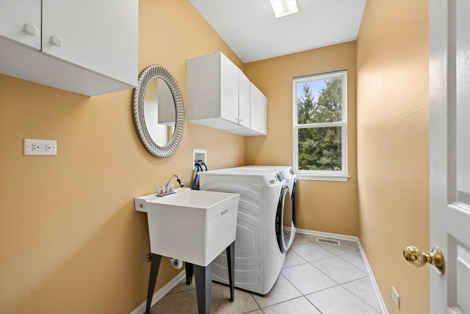 Gallery Image 15