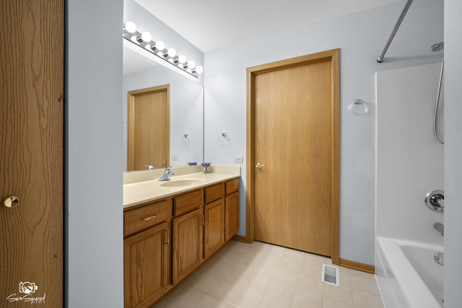 Gallery Image 14