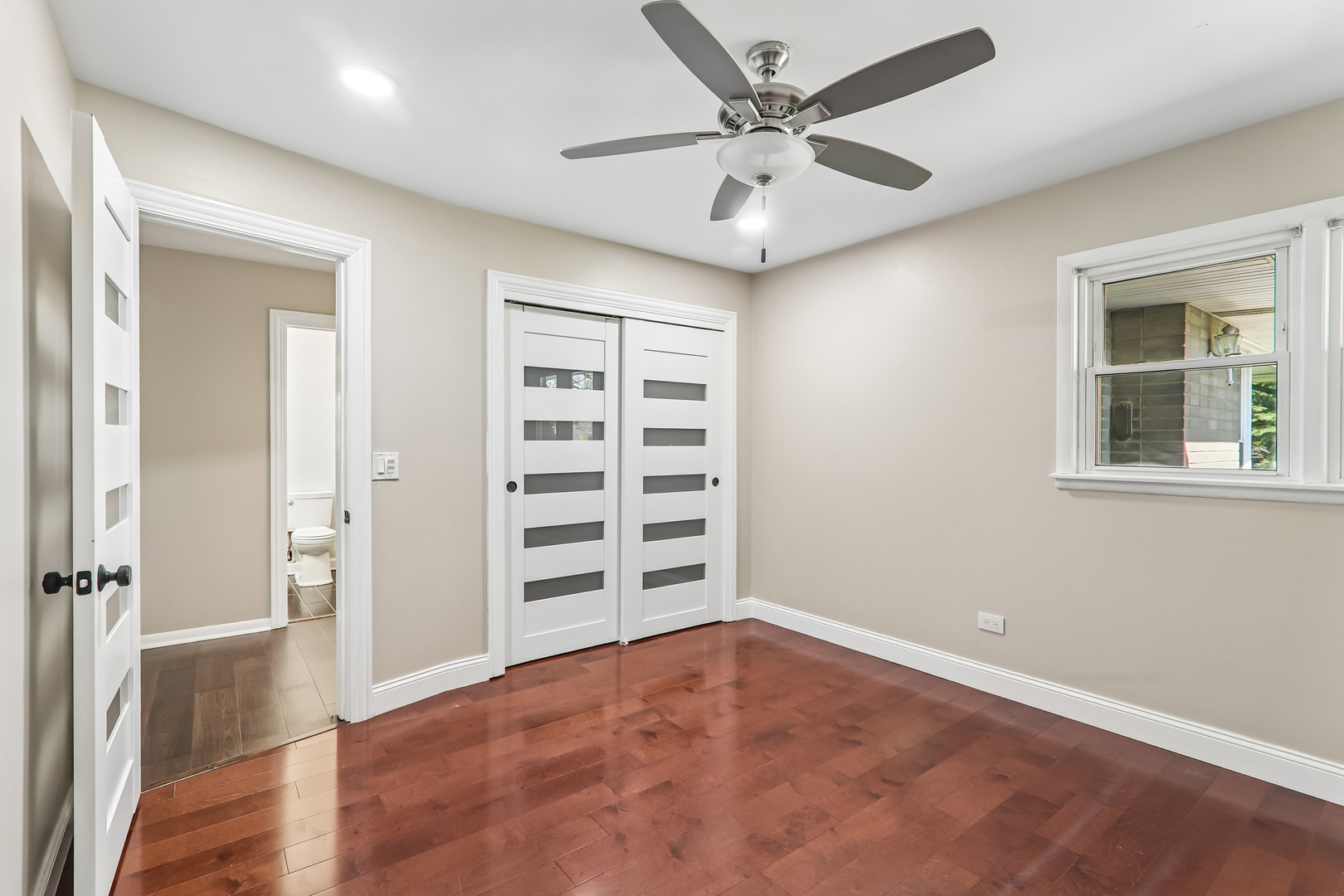 Gallery Image 18