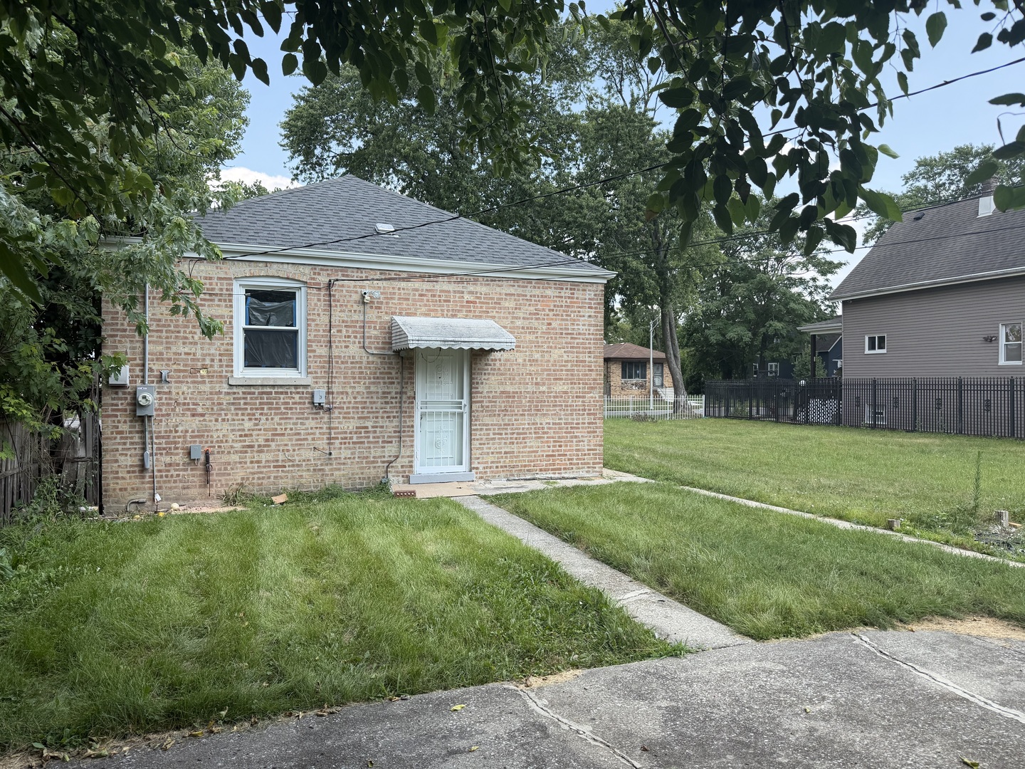 Gallery Image 16