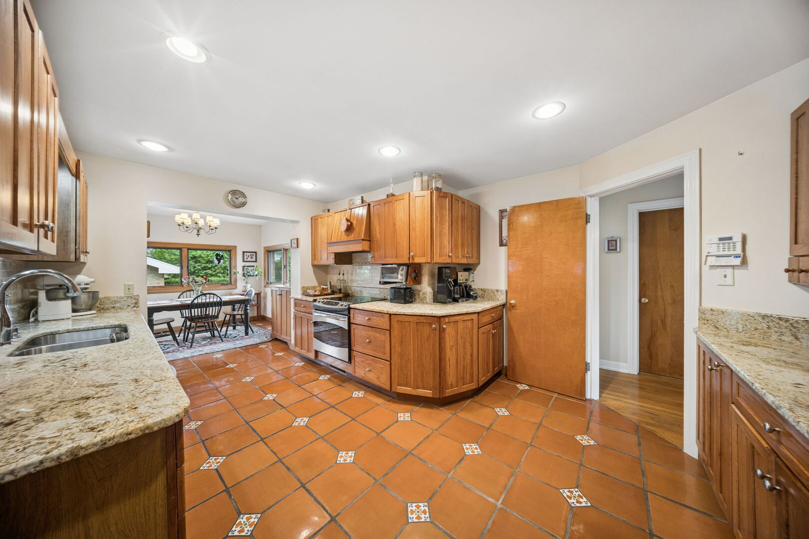 Gallery Image 9