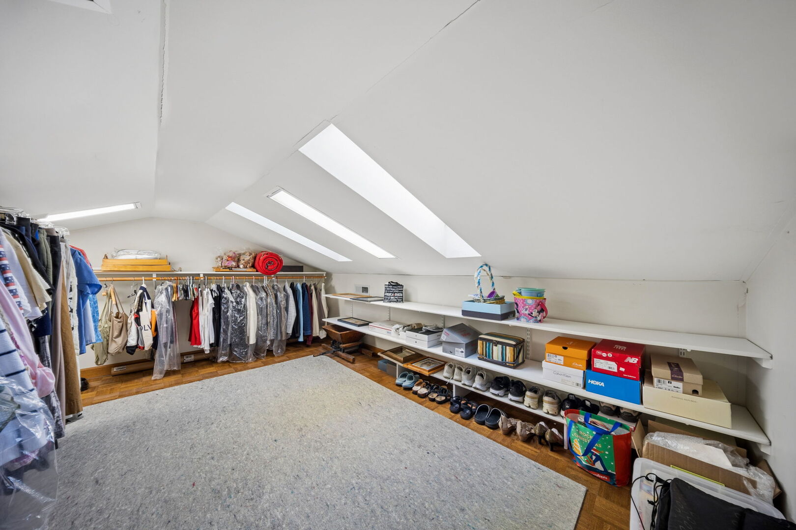 Gallery Image 17