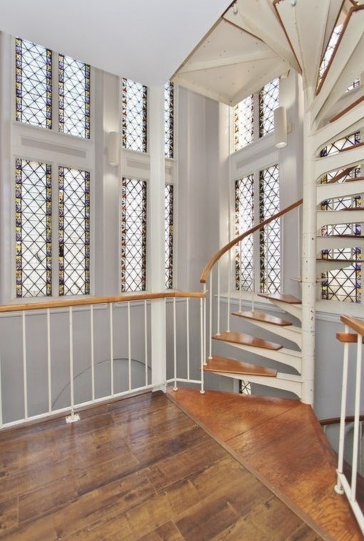 Gallery Image 12