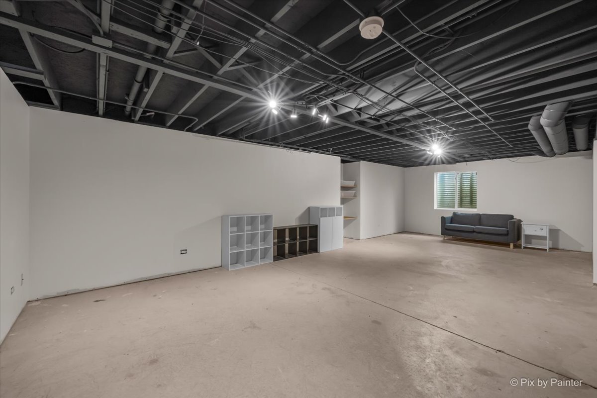Gallery Image 33