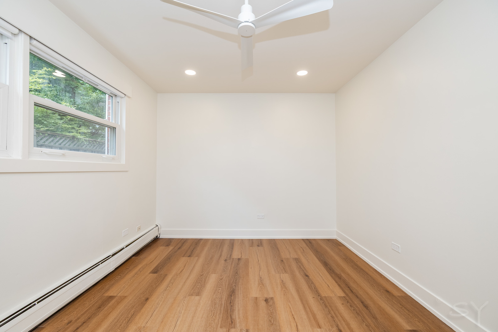 Gallery Image 16