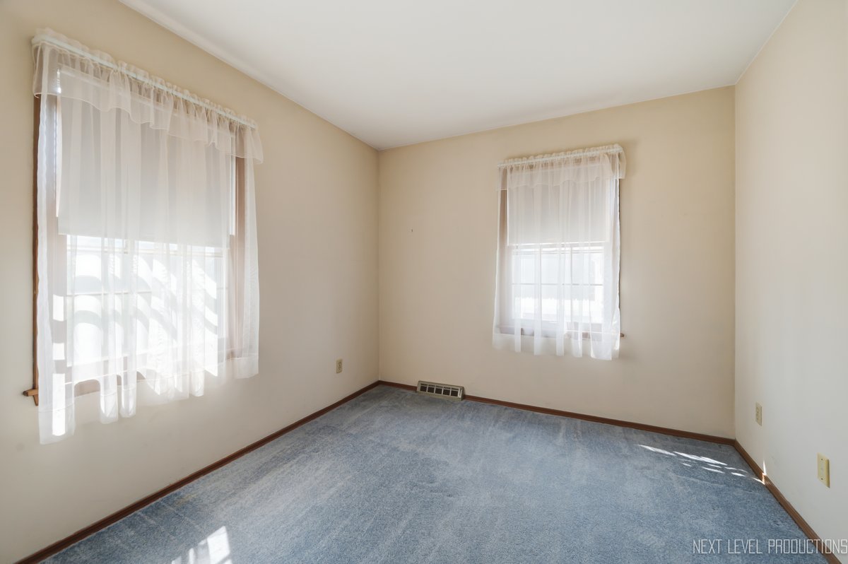 Gallery Image 18