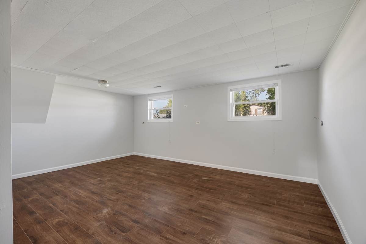 Gallery Image 16