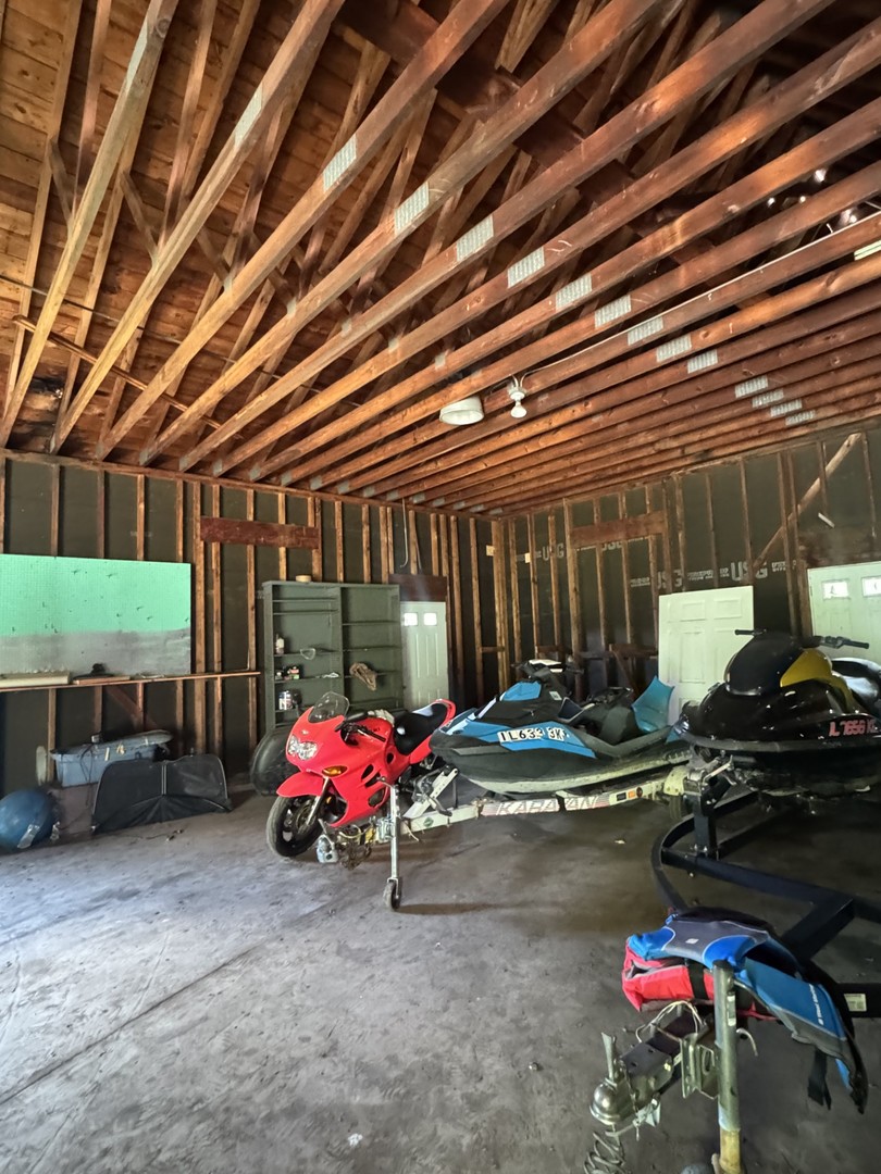 Gallery Image 64