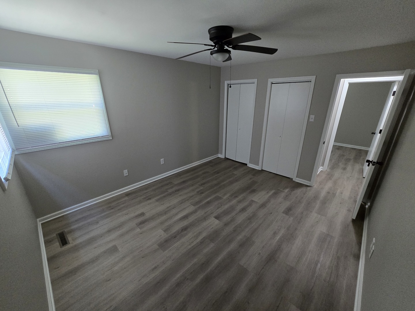 Gallery Image 18
