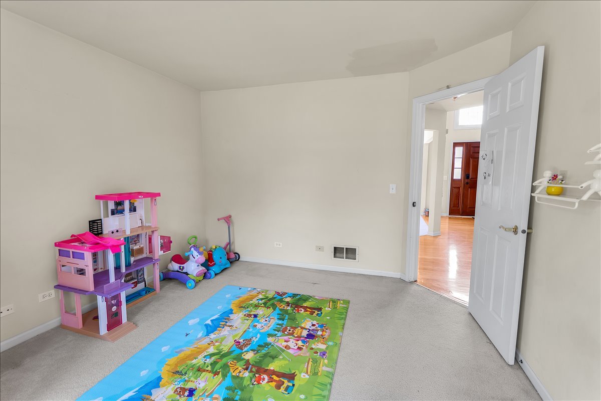 Gallery Image 19