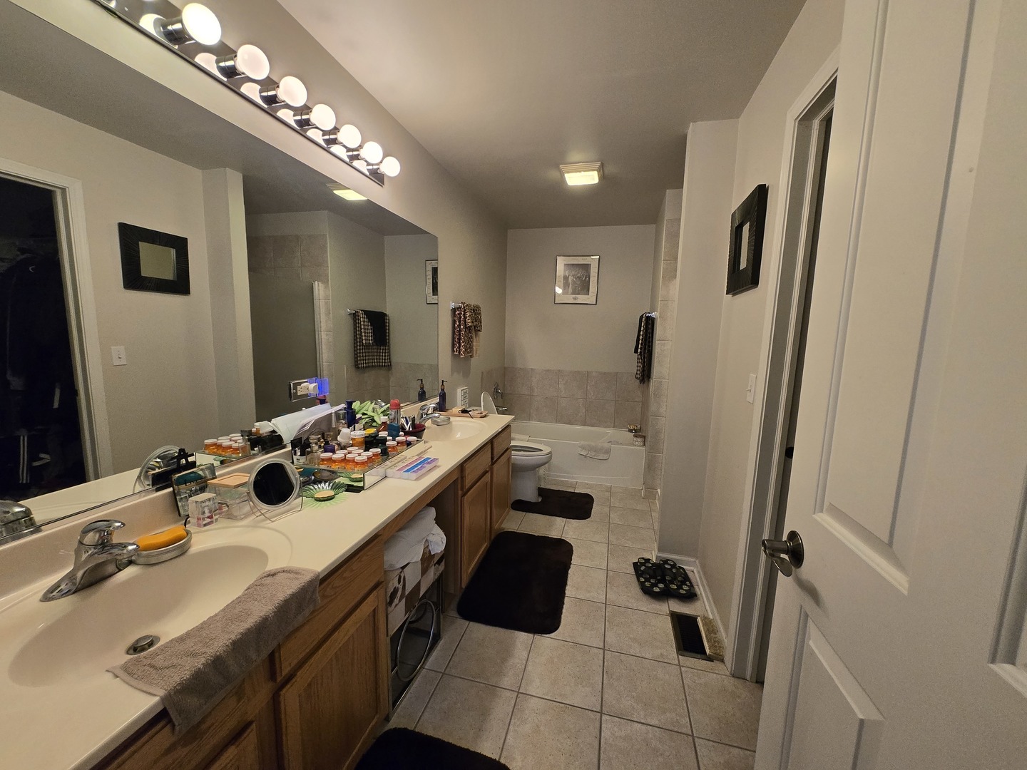 Gallery Image 34