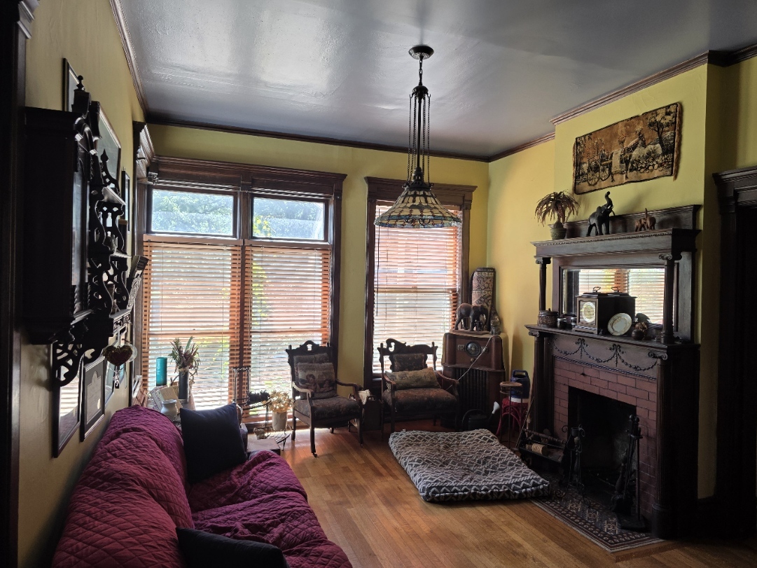 Gallery Image 16