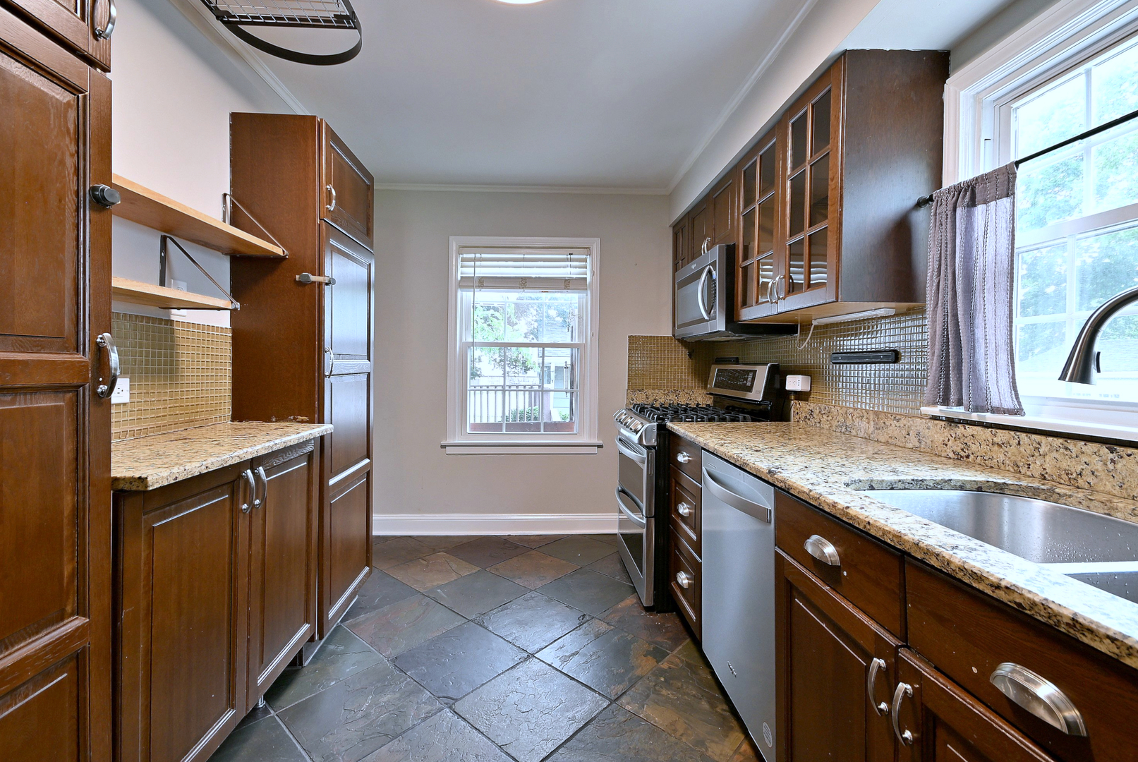 Gallery Image 10