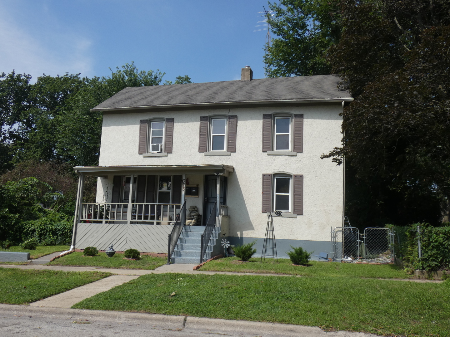 Gallery Image 1