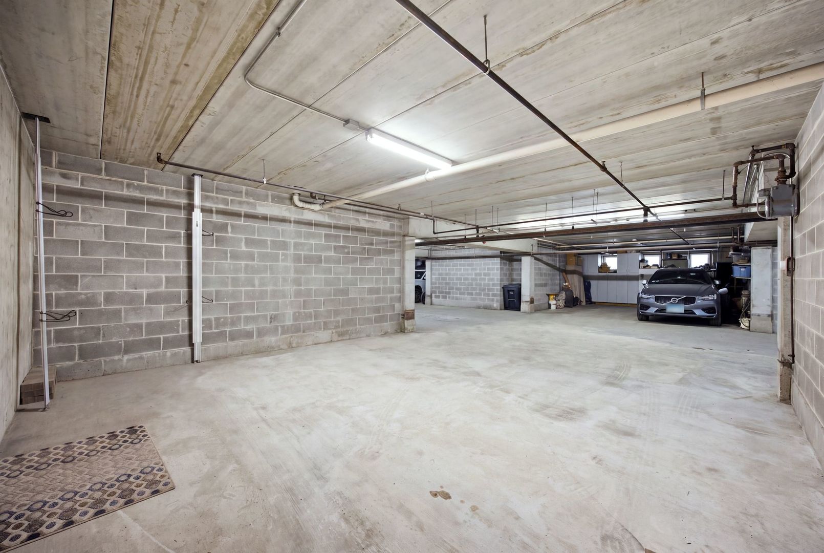 Gallery Image 52