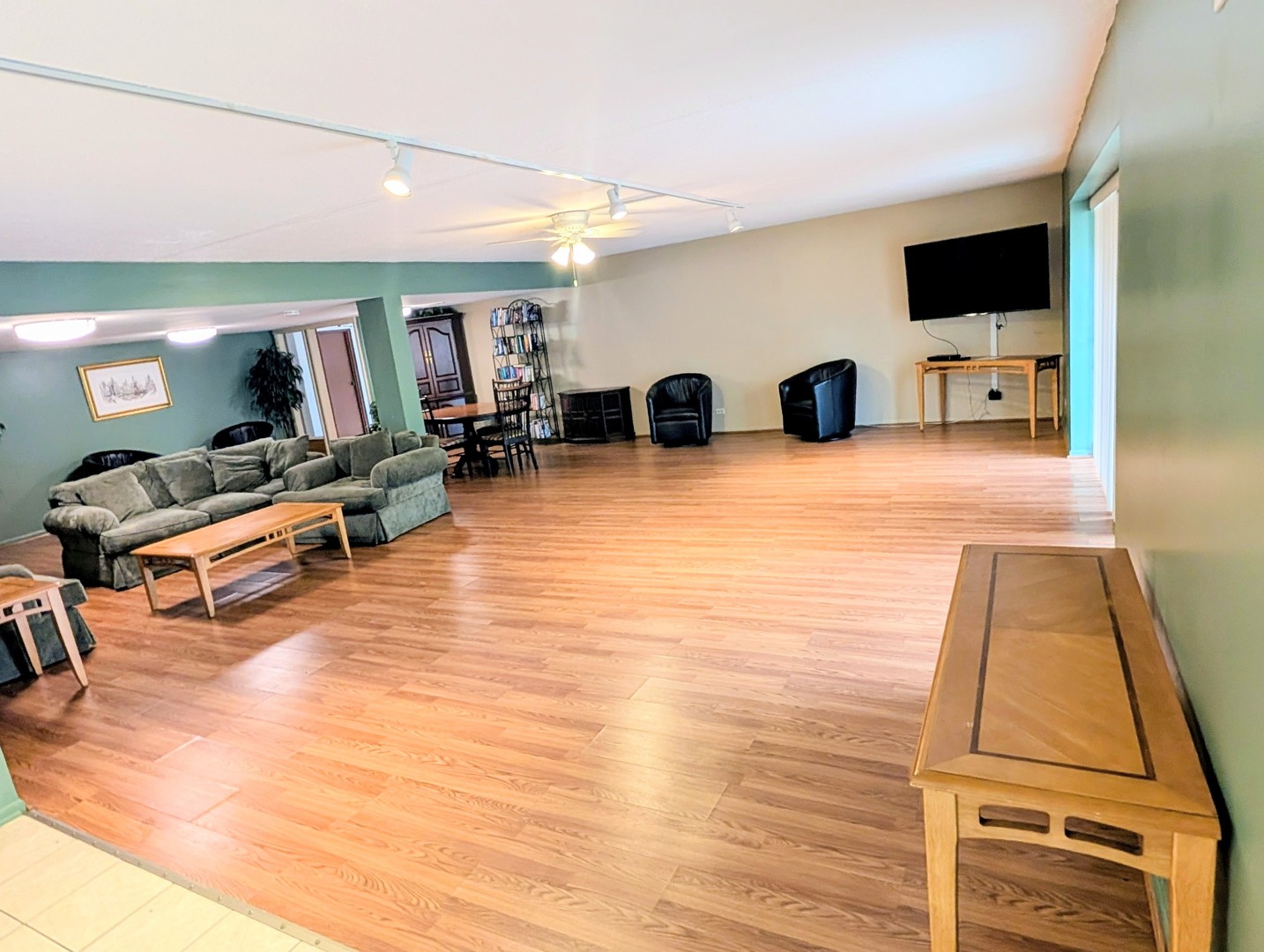 Gallery Image 13