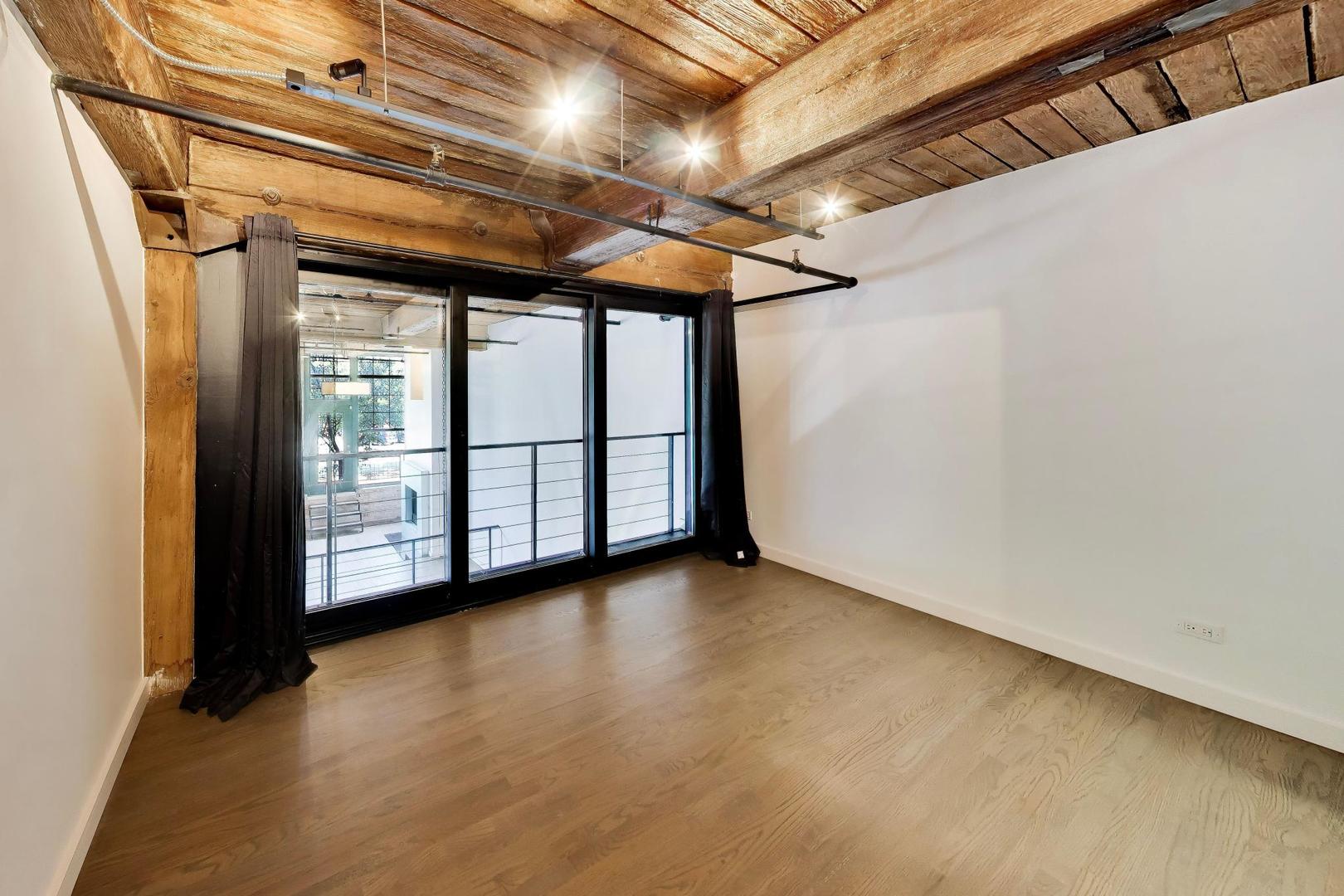 Gallery Image 19