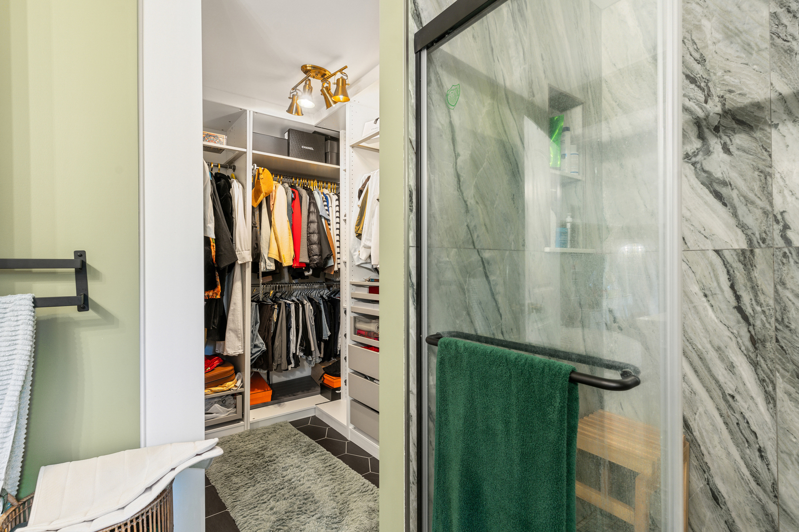 Gallery Image 18