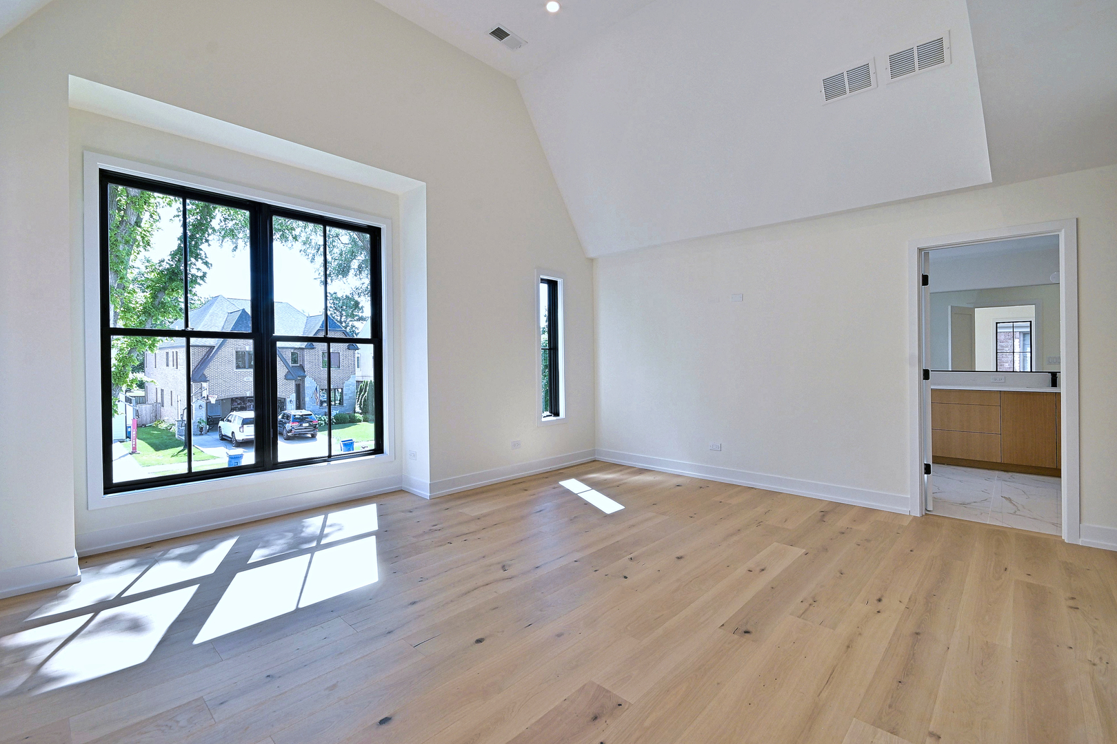 Gallery Image 36